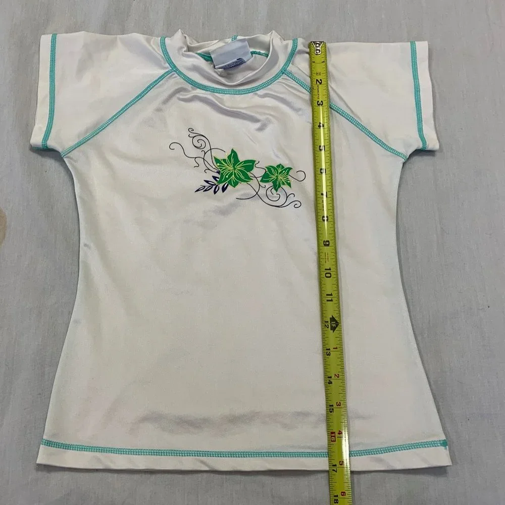 🌎🌎🌎 KANU GIRLS SURF SWIM SHIRT SIZE XS.🌎🌎🌎